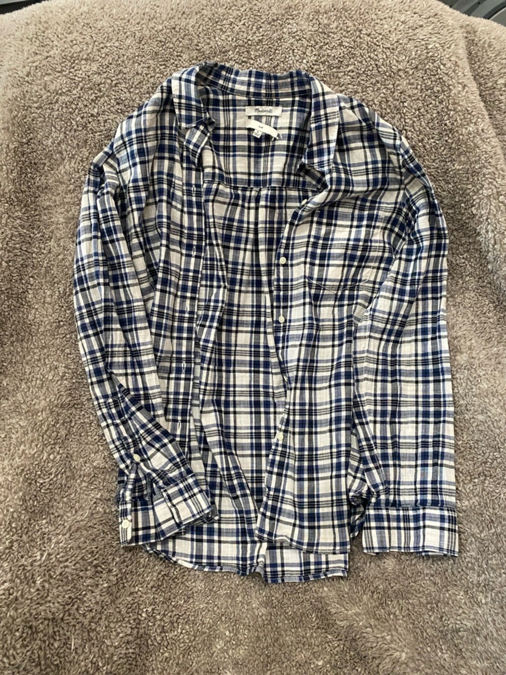 Madewell Blue and White Plaid Button-Down Shirt